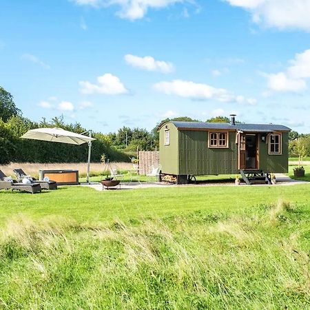 Black Mountain Bespoke Breaks Brecon Extérieur photo