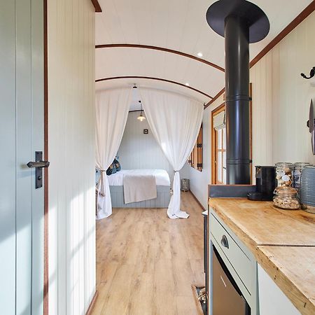 Black Mountain Bespoke Breaks Brecon Extérieur photo