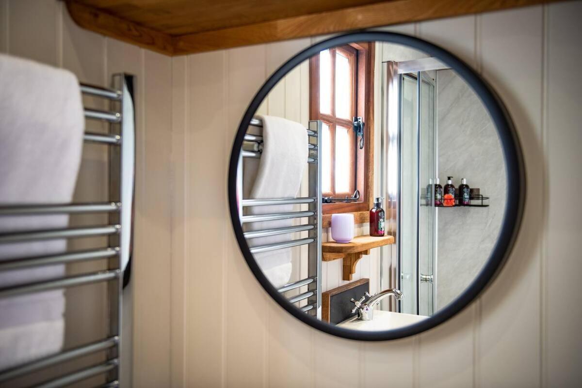 Black Mountain Bespoke Breaks Brecon Extérieur photo
