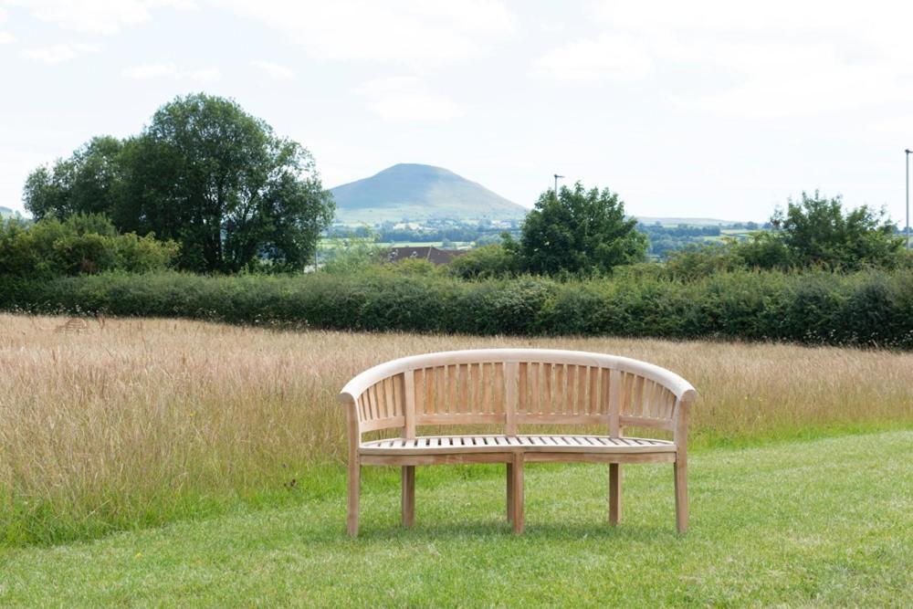 Black Mountain Bespoke Breaks Brecon Extérieur photo